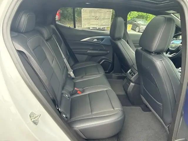 2025 Chevrolet Equinox LT 2
