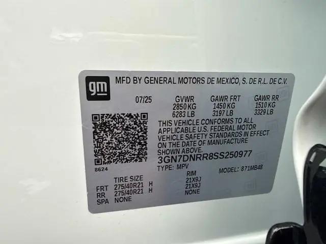 2025 Chevrolet Equinox LT 2