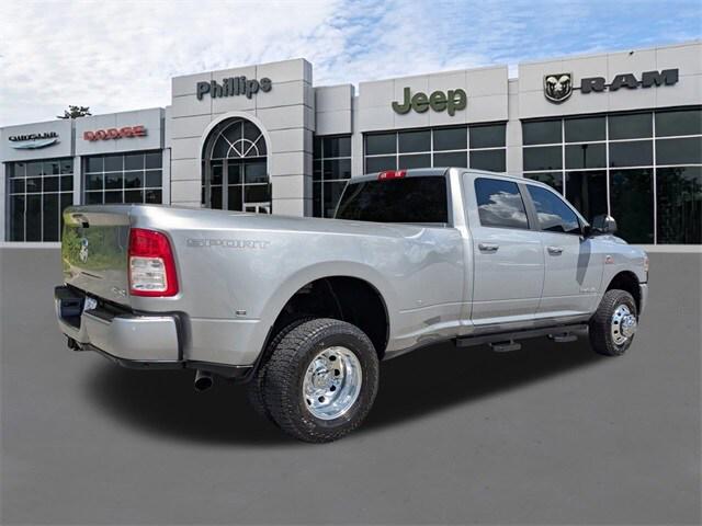 2022 RAM 3500 Big Horn Crew Cab 4x4 8 Box