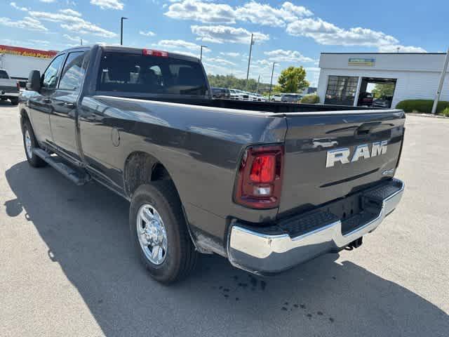 2026 RAM Ram 3500 RAM 3500 TRADESMAN CREW CAB 4X4 8 BOX