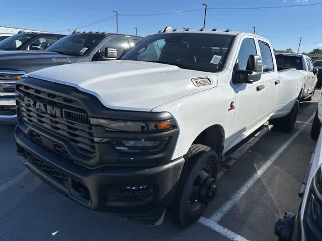 2026 RAM Ram 3500 RAM 3500 TRADESMAN CREW CAB 4X4 8 BOX 2026 RAM Ram 3500 RAM 3500 TRADESMAN CREW CAB 4X4 8 BOX