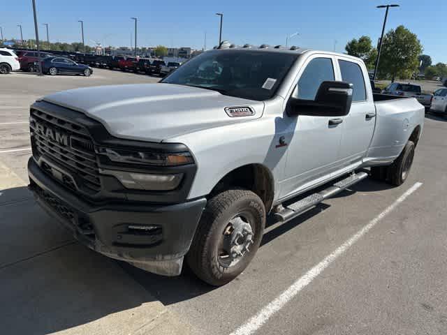 2026 RAM Ram 3500 RAM 3500 TRADESMAN CREW CAB 4X4 8 BOX 2026 RAM Ram 3500 RAM 3500 TRADESMAN CREW CAB 4X4 8 BOX