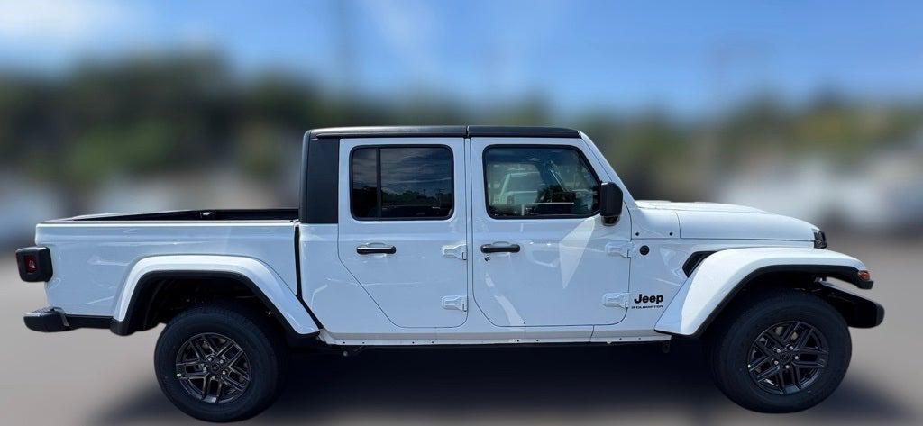 2025 Jeep Gladiator GLADIATOR SPORT S 4X4