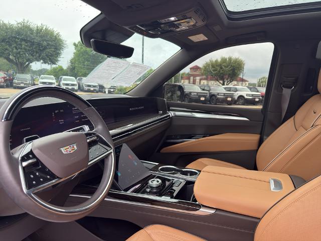 2025 Cadillac Escalade Premium Luxury