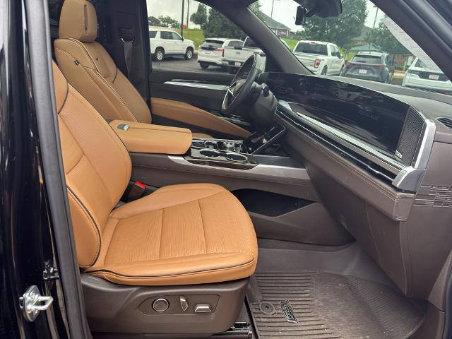 2025 Cadillac Escalade Premium Luxury