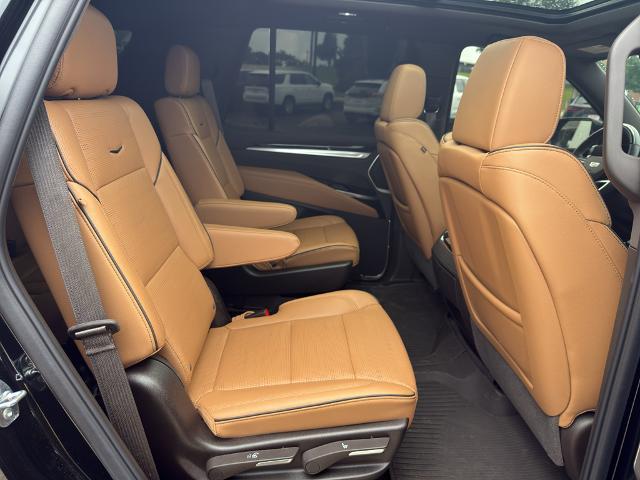 2025 Cadillac Escalade Premium Luxury