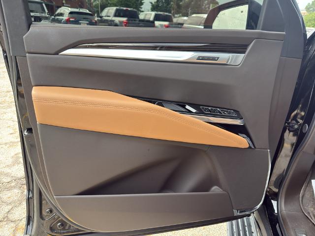 2025 Cadillac Escalade Premium Luxury