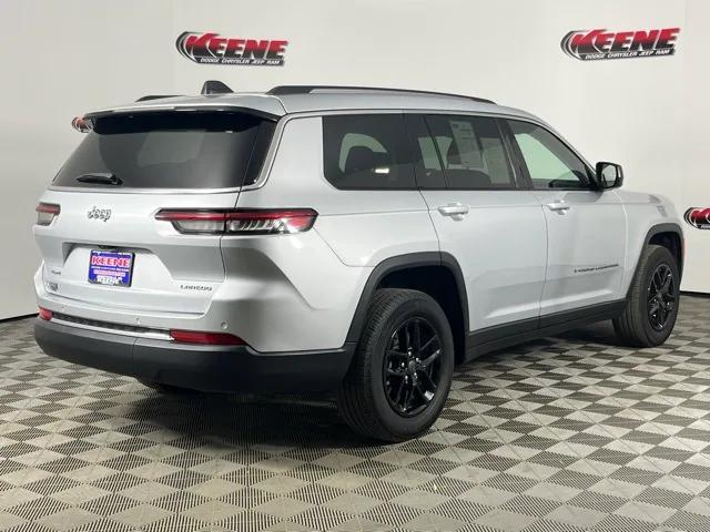 2023 Jeep Grand Cherokee L Laredo 4x4 2023 Jeep Grand Cherokee L Laredo 4x4