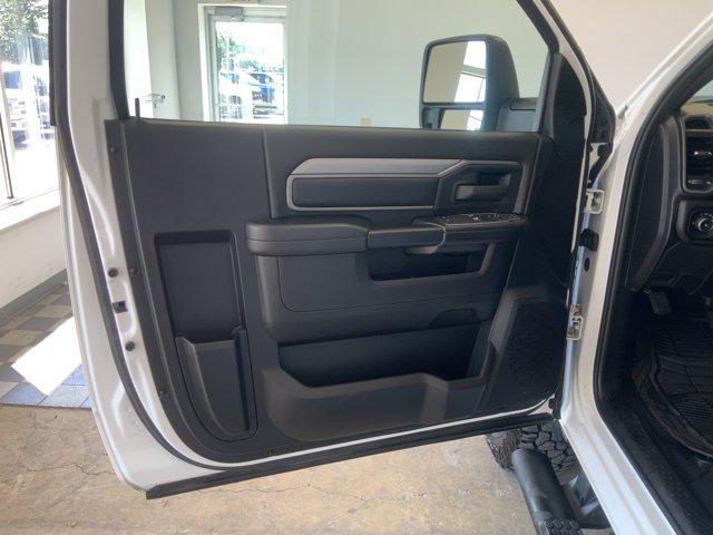 2023 Ram 3500 Tradesman Regular Cab 4x4 8' Box
