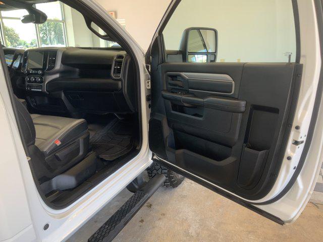 2023 Ram 3500 Tradesman Regular Cab 4x4 8' Box