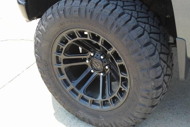 2020 Chevrolet Silverado 1500 4WD Double Cab Standard Bed Custom Trail Boss
