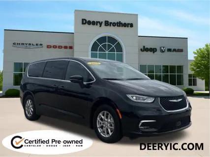2025 Chrysler Pacifica Select