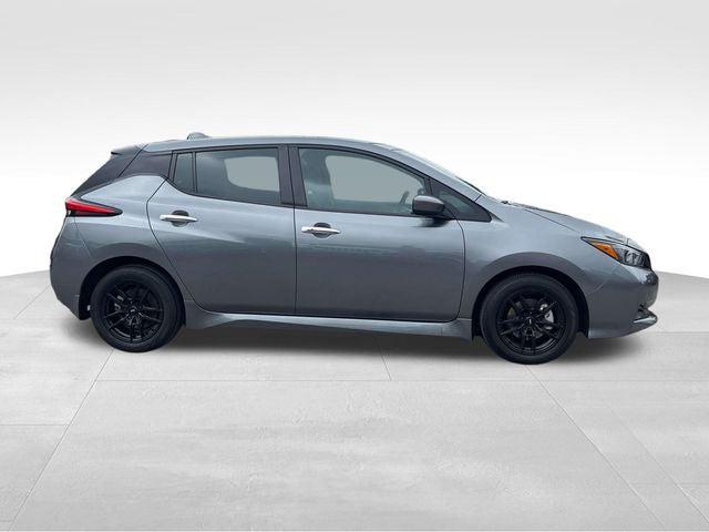 2023 Nissan LEAF S 40 kWh