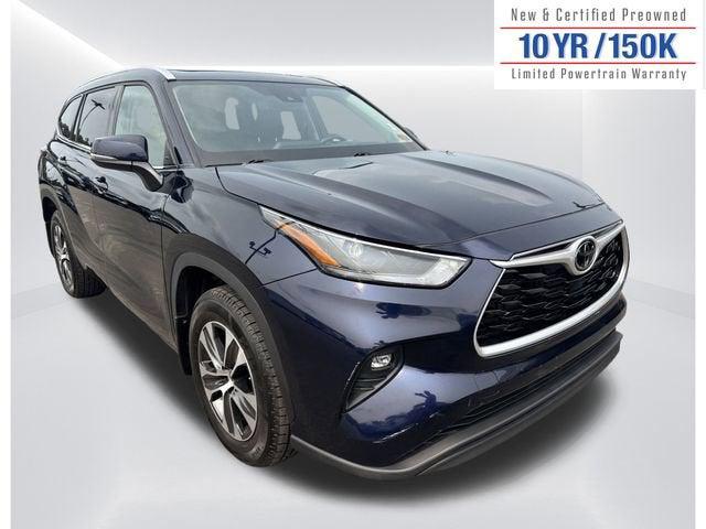 2022 Toyota Highlander XLE 2022 Toyota Highlander XLE