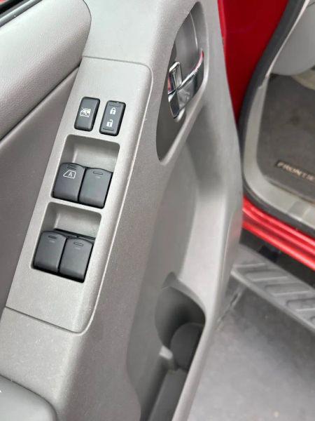 2016 Nissan Frontier SL