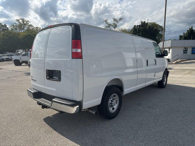 2025 Chevrolet Express Cargo Van RWD 2500 Extended Wheelbase WT