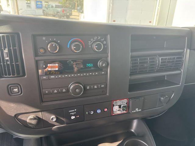 2025 Chevrolet Express Cargo Van RWD 2500 Extended Wheelbase WT