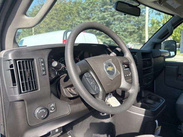 2025 Chevrolet Express Cargo Van RWD 3500 Regular Wheelbase WT