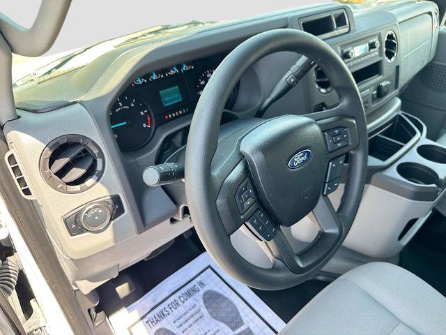 2024 Ford E-350 Cutaway Base