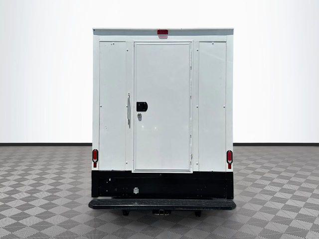 2025 Ford E-350 Cutaway Base