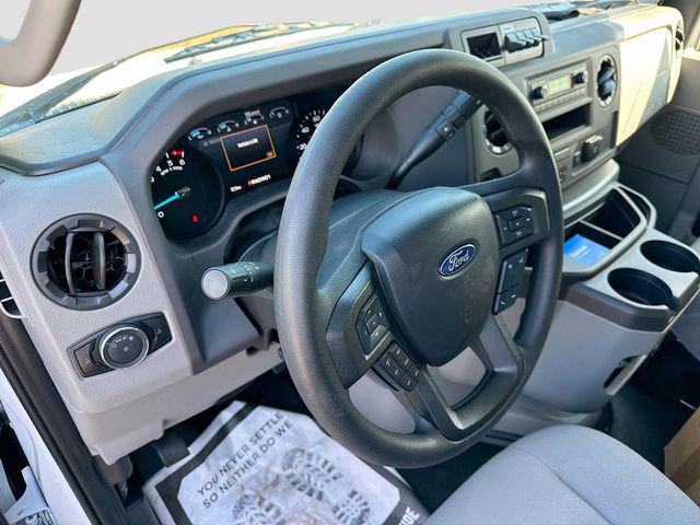 2026 Ford E-350 Cutaway Base
