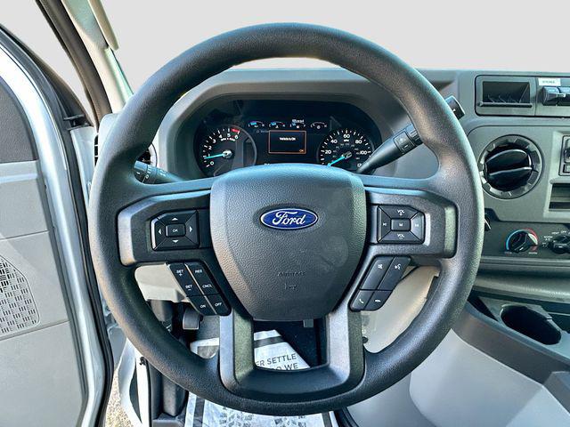 2026 Ford E-350 Cutaway Base