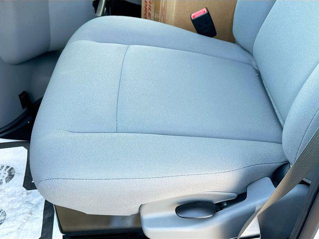 2026 Ford E-350 Cutaway Base