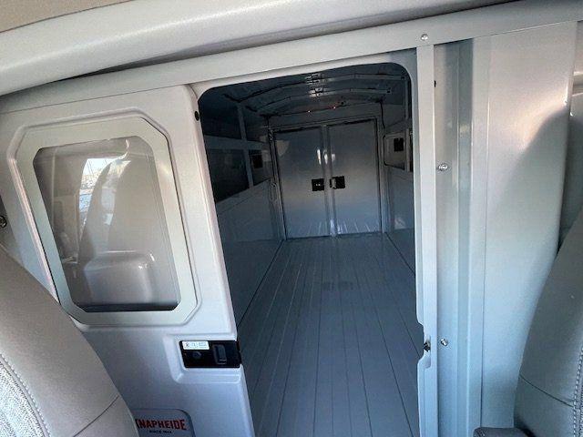 2025 Chevrolet Express Cutaway Work Van