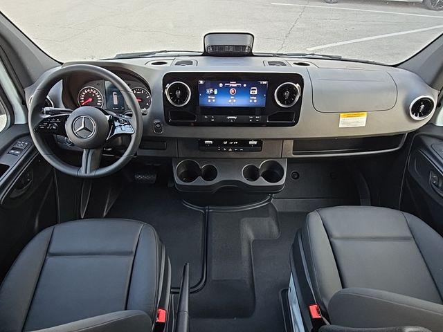 2025 Mercedes-Benz Sprinter 2500 High Roof 4-Cyl Diesel