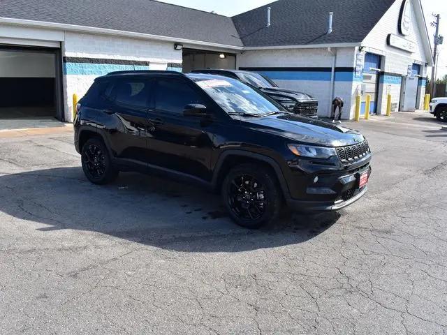 2026 Jeep Compass Latitude Altitude