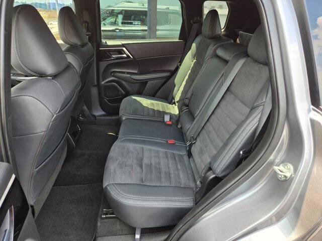 2023 Mitsubishi Outlander SE Black Edition S-AWC