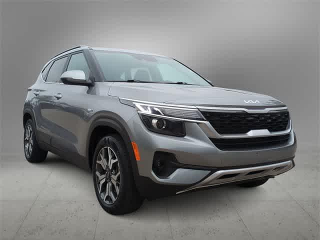 2023 Kia Seltos EX