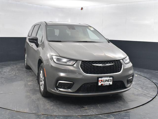 2025 Chrysler Pacifica PACIFICA SELECT