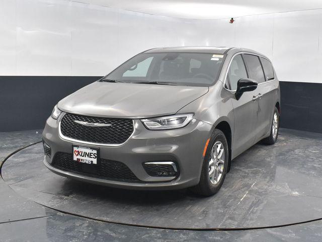 2025 Chrysler Pacifica PACIFICA SELECT