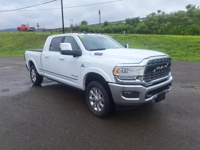 2024 RAM 3500 Limited Mega Cab 4x4 64 Box
