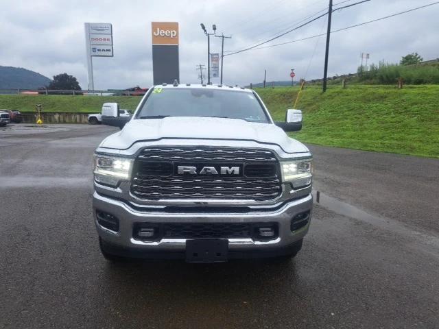 2024 RAM 3500 Limited Mega Cab 4x4 64 Box