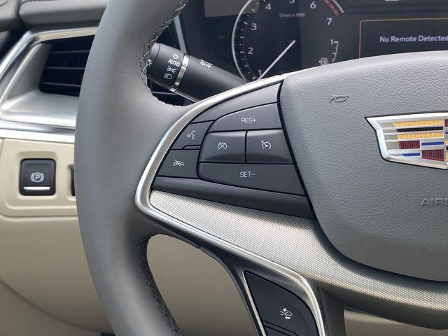 2025 Cadillac XT5 FWD Premium Luxury