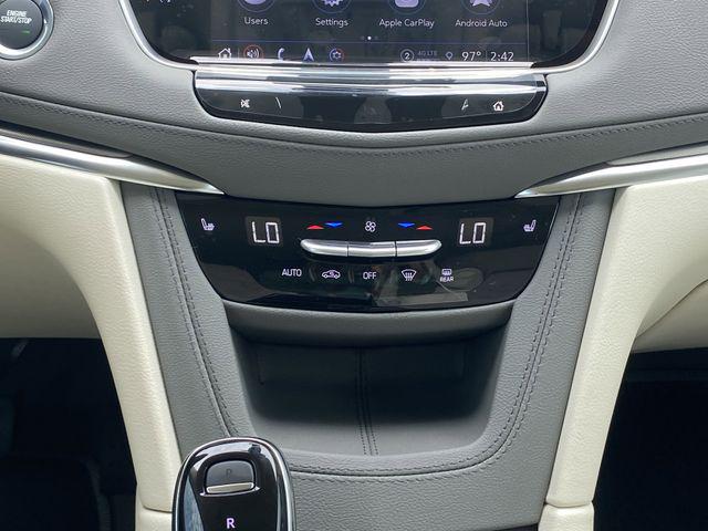 2025 Cadillac XT5 FWD Premium Luxury