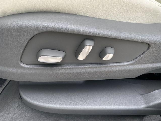 2025 Cadillac XT5 FWD Premium Luxury