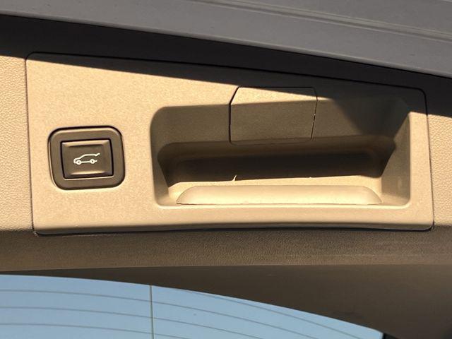 2025 Cadillac XT5 FWD Premium Luxury