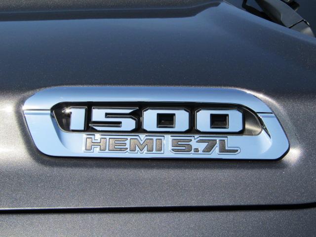 2020 Ram 1500 Laramie Crew Cab 4x4 64 Box