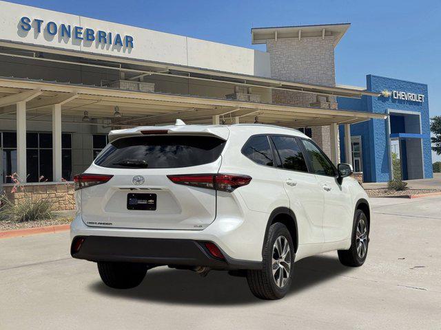 2023 Toyota Highlander XLE