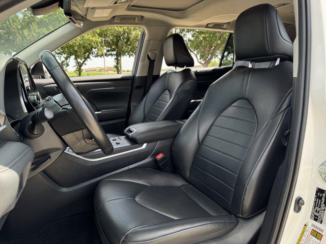 2023 Toyota Highlander XLE