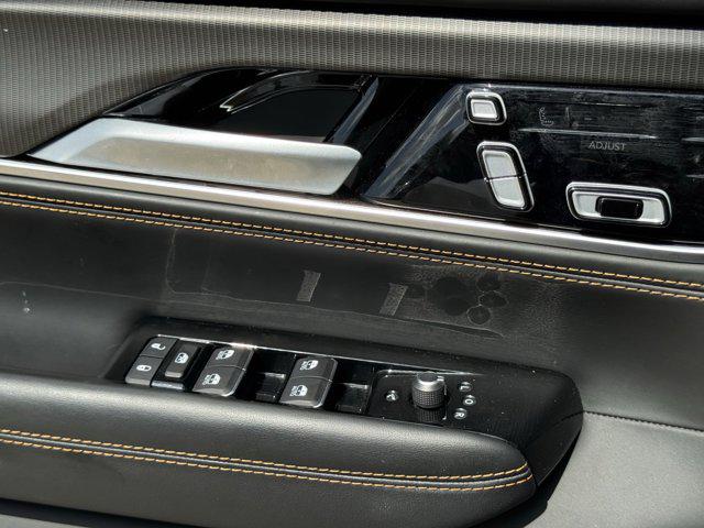 2024 Jeep Grand Wagoneer L Series III Obsidian 4x4