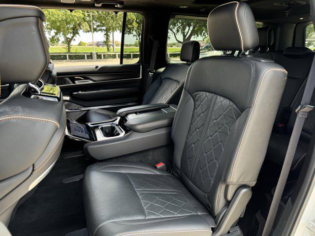 2024 Jeep Grand Wagoneer L Series III Obsidian 4x4