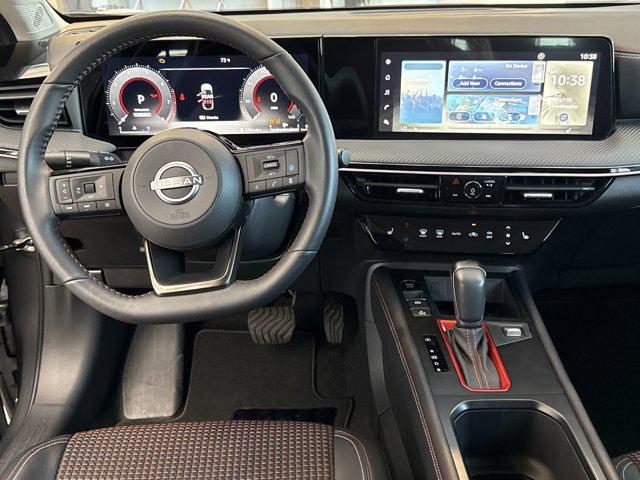 2025 Nissan Kicks SR FWD