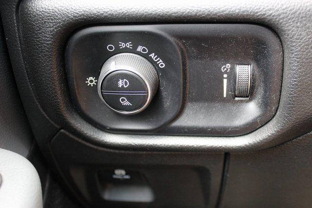 2023 Ram 1500 Big Horn Crew Cab 4x4 5'7" Box