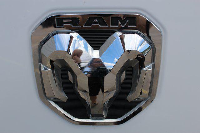 2023 Ram 1500 Big Horn Crew Cab 4x4 5'7" Box