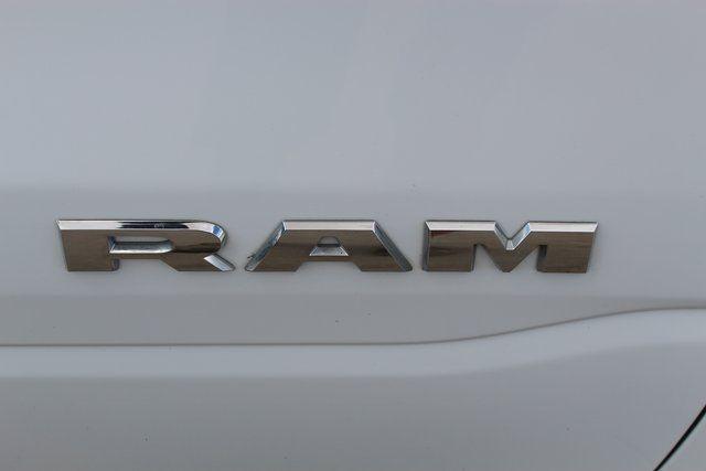 2023 Ram 1500 Big Horn Crew Cab 4x4 5'7" Box