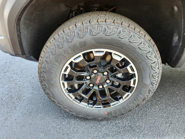 2026 GMC Canyon 4WD AT4
